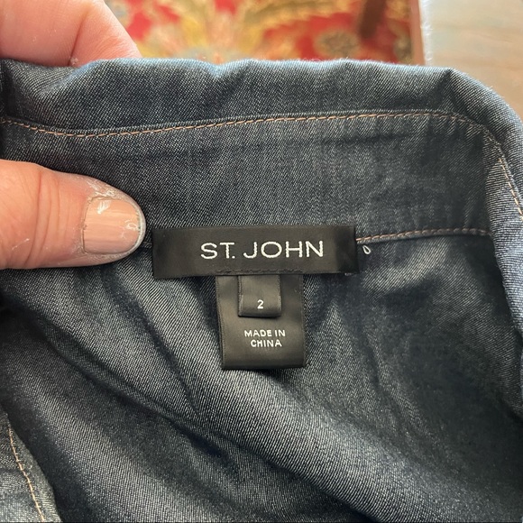 St. John denim button down shirt size 2. E#262 - Picture 5 of 7